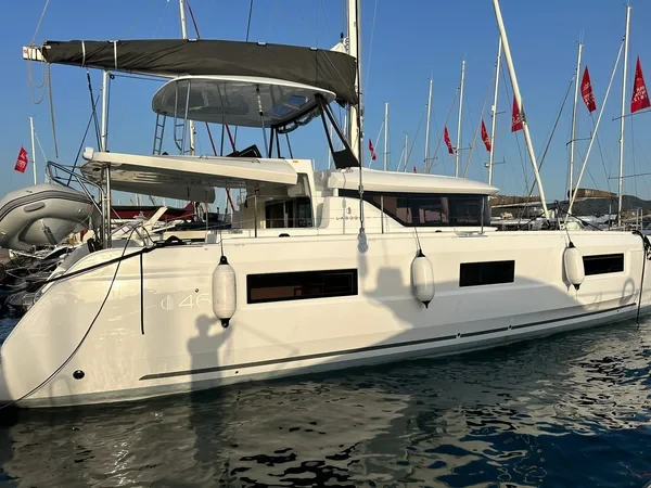 Lagoon 46 - Boatscribe.com