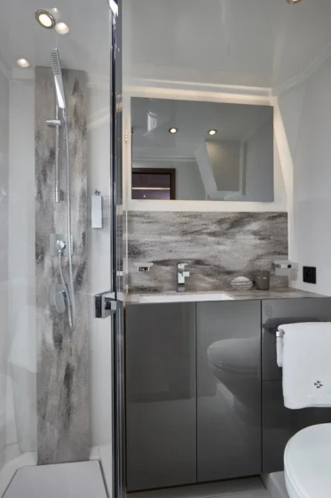 Prestige M48 - Boatscribe.com