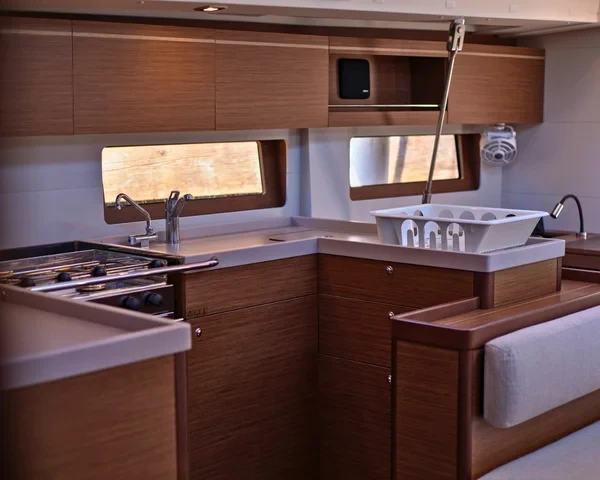Oceanis 51.1 - Boatscribe.com