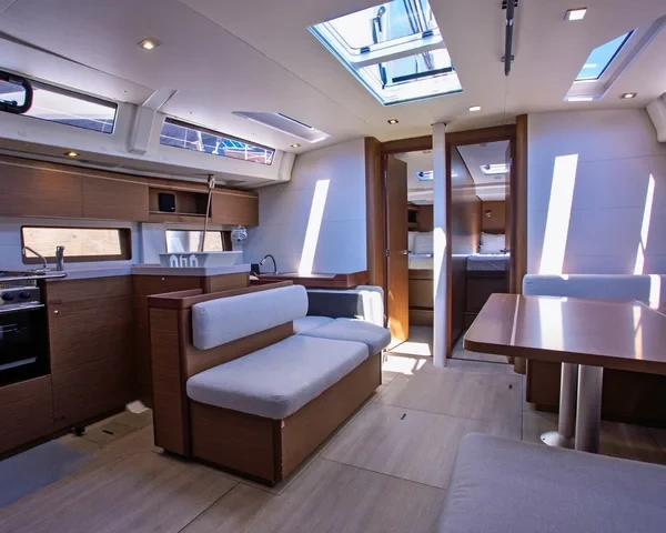 Oceanis 51.1 - Boatscribe.com