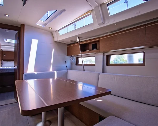 Oceanis 51.1 - Boatscribe.com