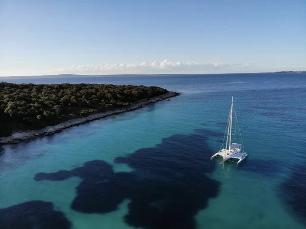 Trimaran - Boatscribe.com