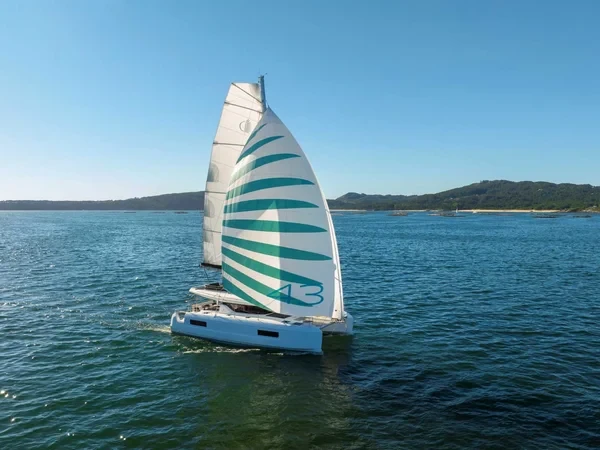 Lagoon 46 - Boatscribe.com