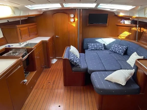 Oceanis 473 - Boatscribe.com