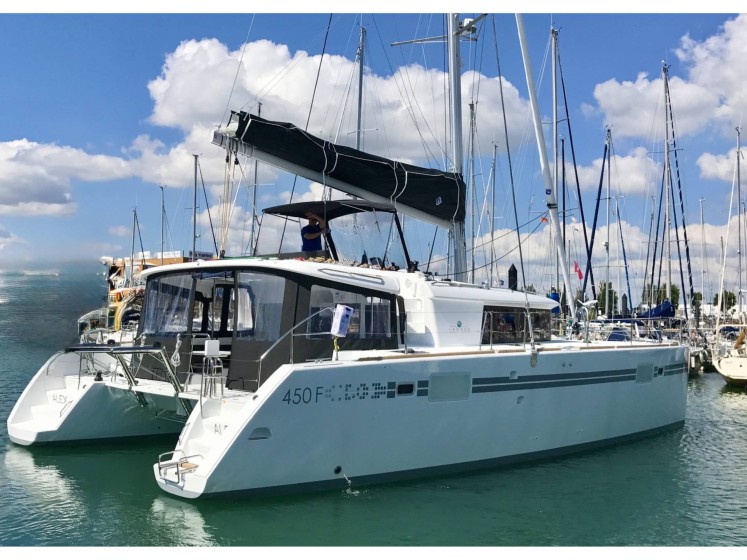 Lagoon 450 F - Boatscribe.com