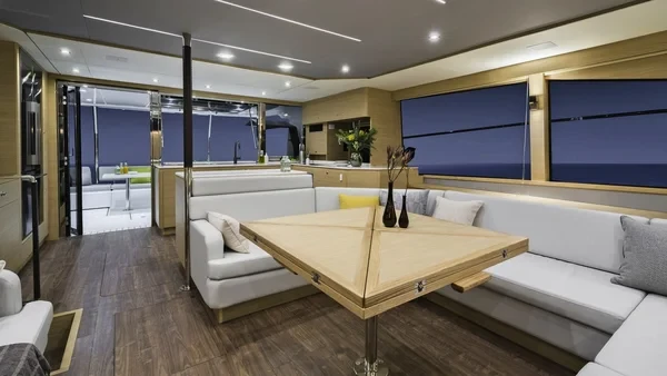 Aquila 54 - Boatscribe.com