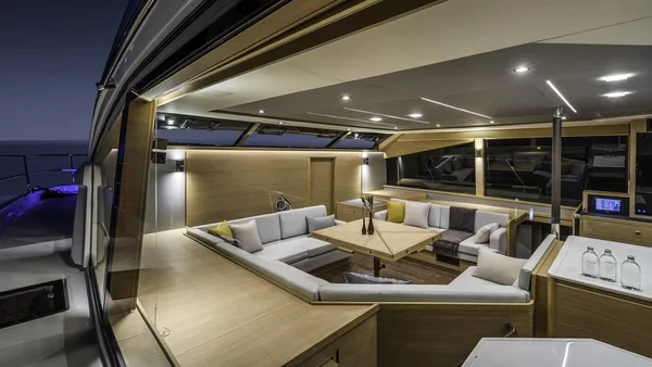 Aquila 54 - Boatscribe.com