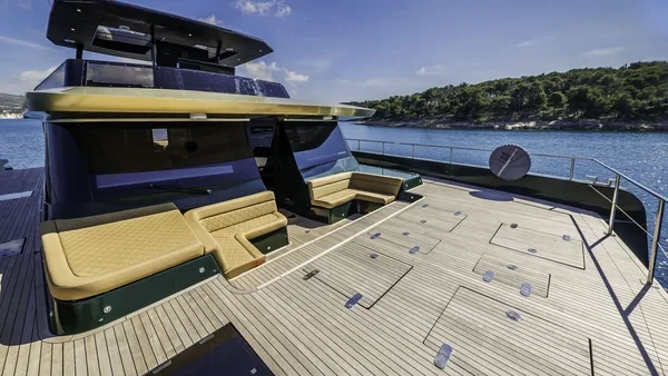 Moon Yacht 60 - Boatscribe.com