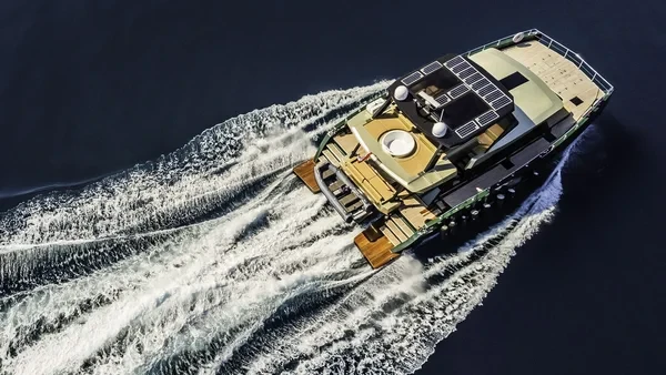 Moon Yacht 60 - Boatscribe.com