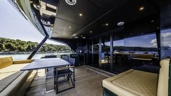 Moon Yacht 60 - Boatscribe.com