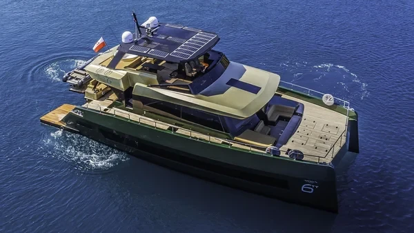 Moon Yacht 60 - Boatscribe.com