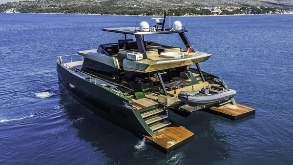 Moon Yacht 60 - Boatscribe.com