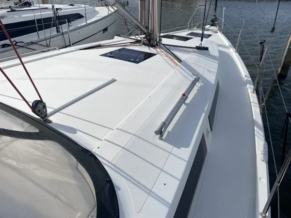 Hanse 385 - Boatscribe.com