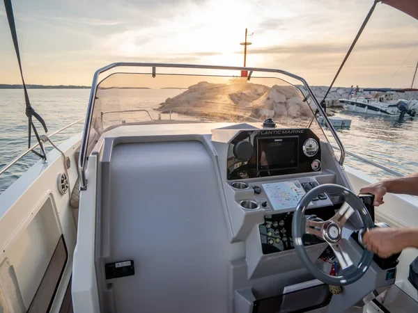 Atlantic 750 Open - Boatscribe.com
