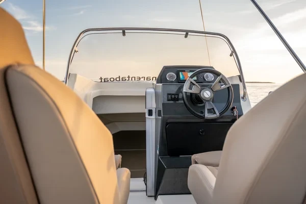 Quicksilver 605 Sundeck - Boatscribe.com