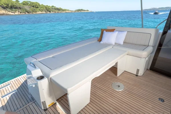 Jeanneau NC 37 - Boatscribe.com
