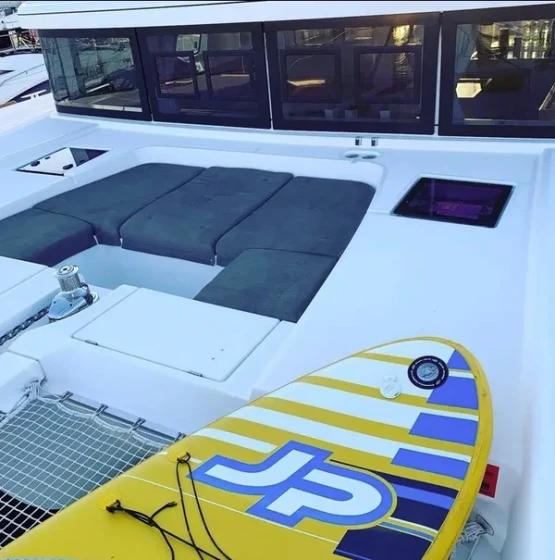 Lagoon 52 F - Boatscribe.com