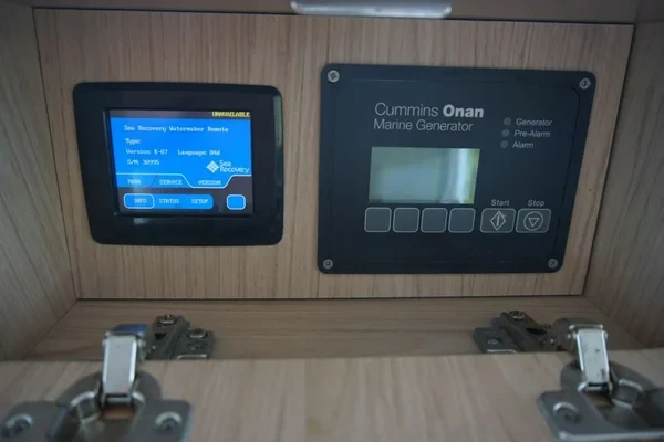 Lagoon 52 F - Boatscribe.com