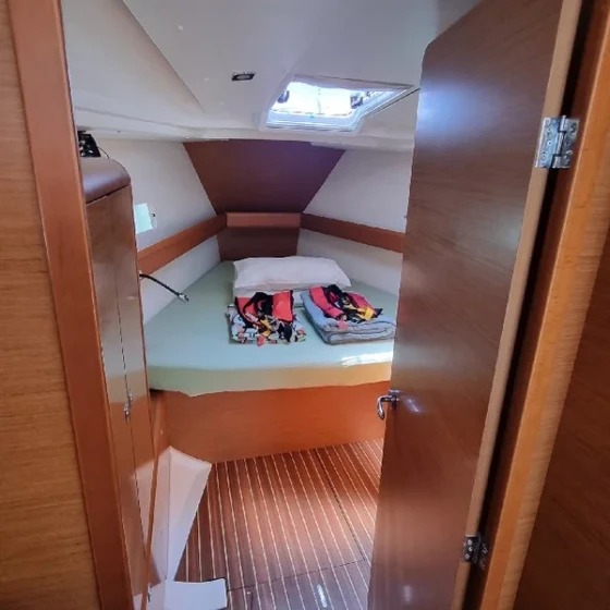 Sun Odyssey 419 - Boatscribe.com
