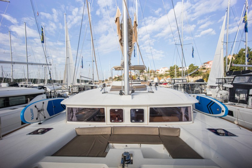 Lagoon 450 - Boatscribe.com