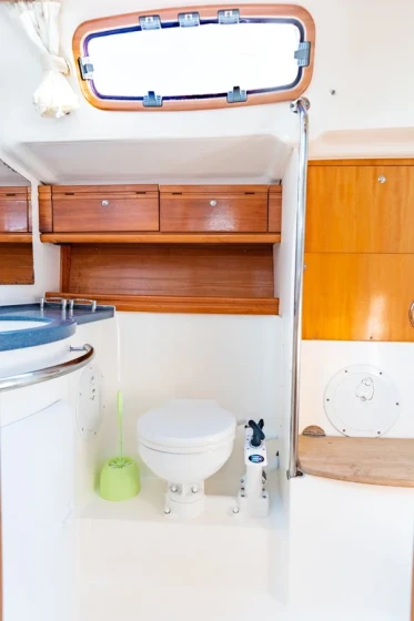 Bavaria 46 Cruiser - Boatscribe.com