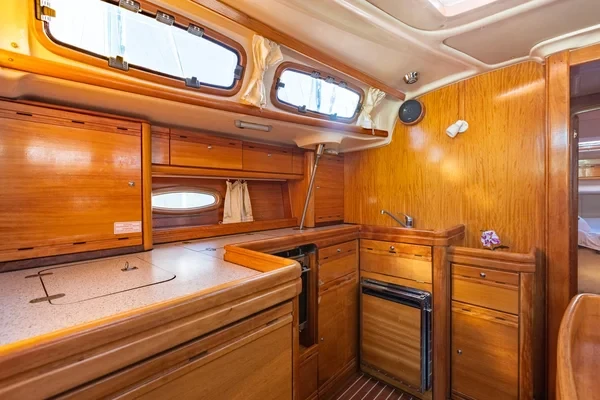 Bavaria 46 Cruiser - Boatscribe.com