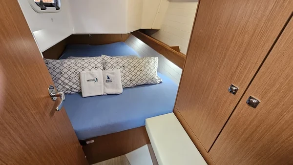 Bavaria Cruiser 34 Style - Boatscribe.com
