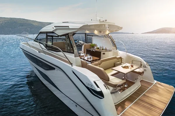 Bavaria SR36HT - Boatscribe.com