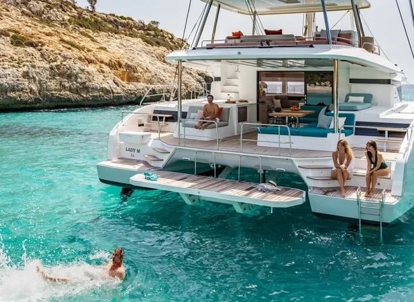Lagoon 55 - Boatscribe.com