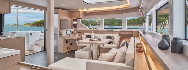 Lagoon 55 - Boatscribe.com