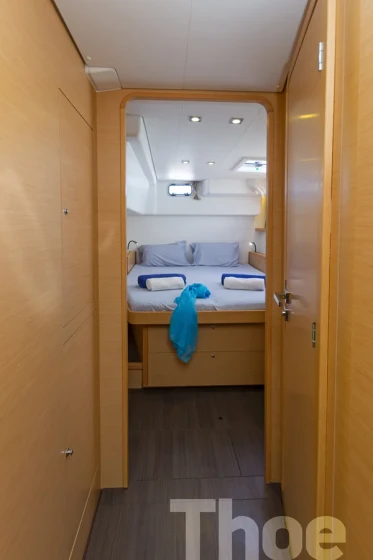 Lagoon 450 F - Boatscribe.com