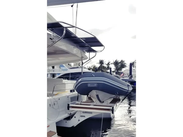Lagoon 46 - Boatscribe.com
