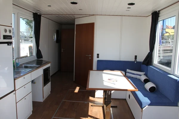 Febomobil 1180 - Boatscribe.com