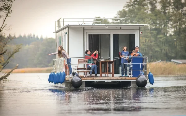 Febomobil 1180 - Boatscribe.com