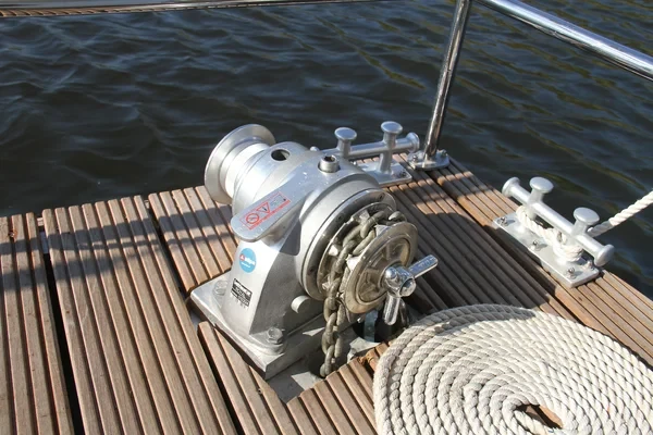 Febomobil 990 - Boatscribe.com