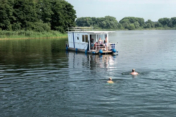 Febomobil 990 - Boatscribe.com