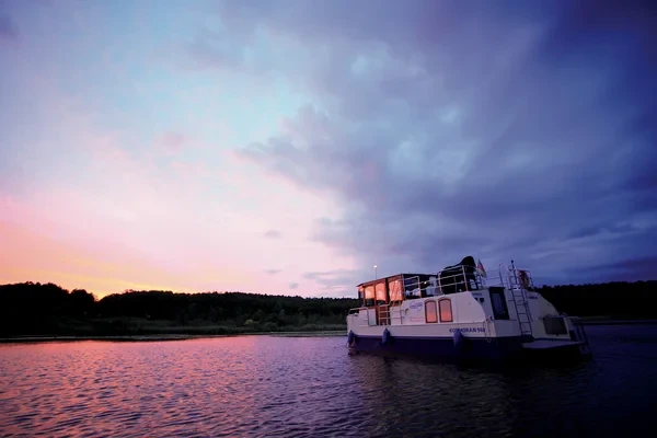 Kormoran 940 - Boatscribe.com