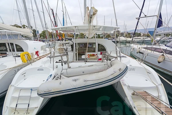 Lagoon 380 S2 - Boatscribe.com