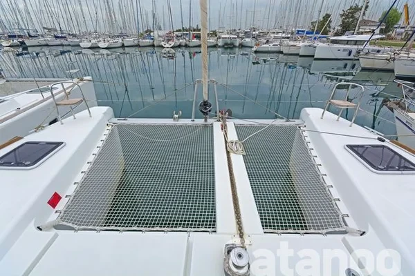 Lagoon 39 - Boatscribe.com