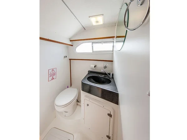 Europa 400 - Boatscribe.com