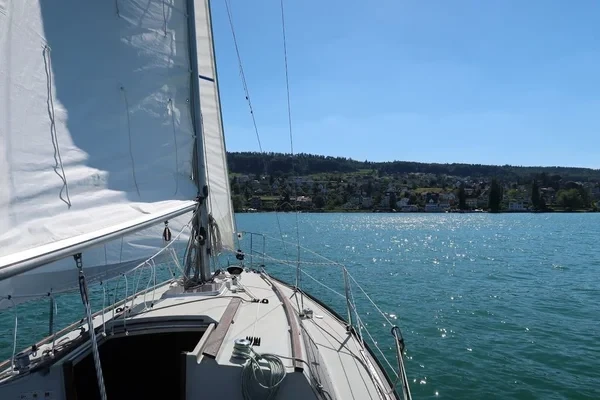 Dufour 2800 - Boatscribe.com