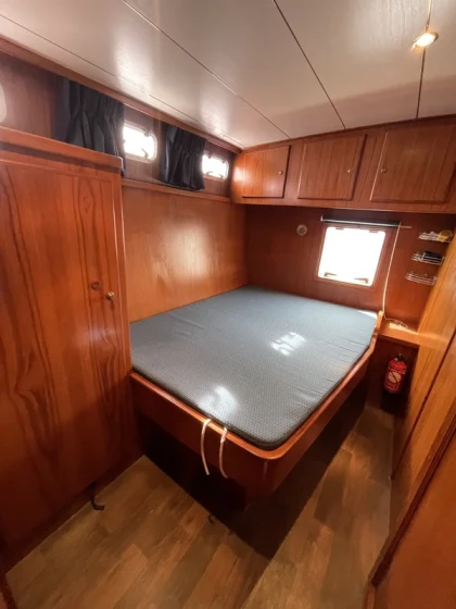 Vri-Jon Contessa 45 - Boatscribe.com