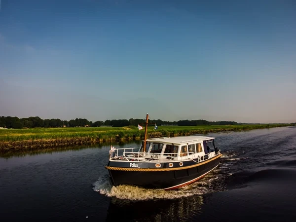 Barkas 1100 - Boatscribe.com