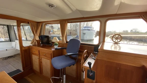 Barkas 1100 - Boatscribe.com