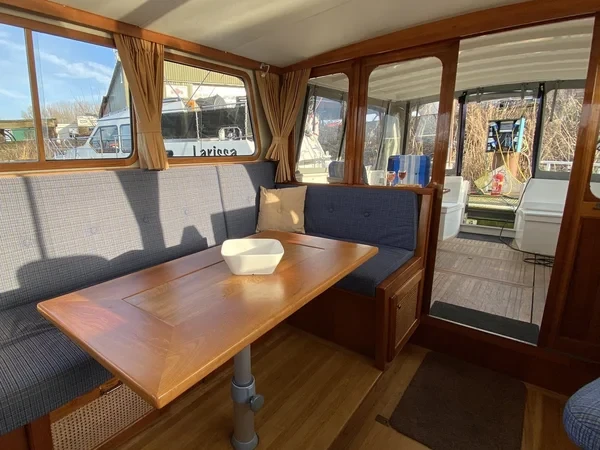 Barkas 1100 - Boatscribe.com