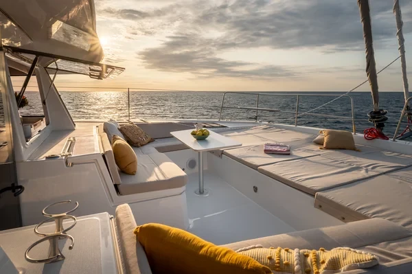 Bali 4.6 - Boatscribe.com