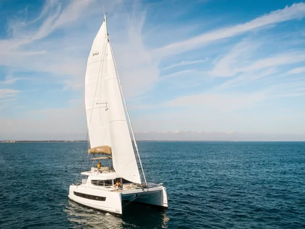 Bali 4.6 - Boatscribe.com