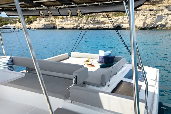 Bali 4.6 - Boatscribe.com