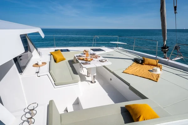 Bali 4.6 - Boatscribe.com