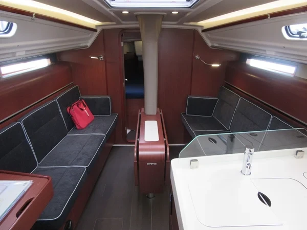 Dehler 34 - Boatscribe.com
